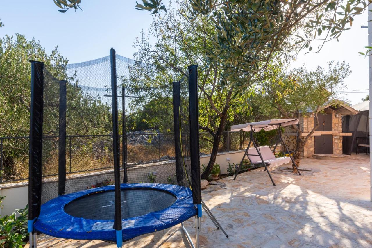 Villa Spark With Heated Pool In Rogoznica Zečevo 외부 사진