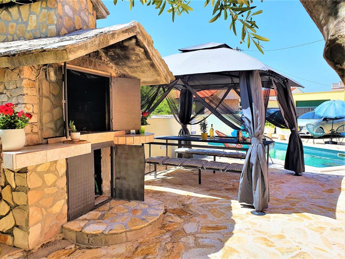 Villa Spark With Heated Pool In Rogoznica Zečevo 외부 사진
